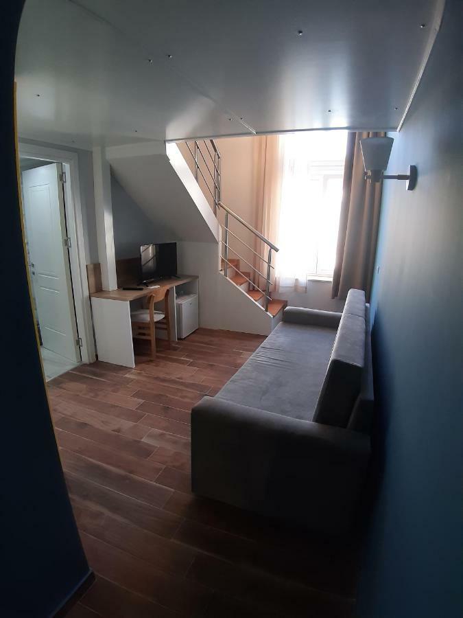 Bistrica Hotel Sarande Bagian luar foto