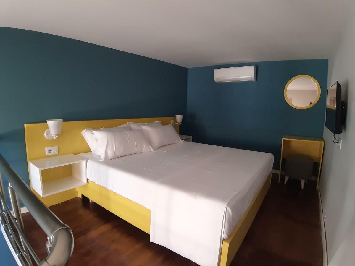 Bistrica Hotel Sarande Bagian luar foto