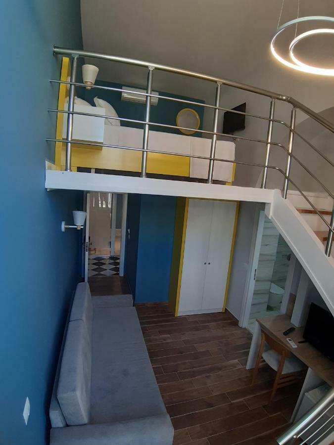 Bistrica Hotel Sarande Bagian luar foto