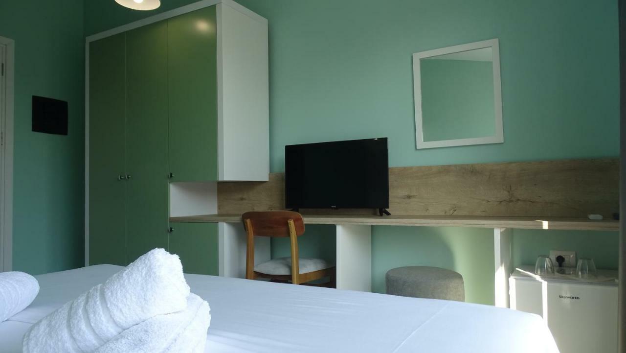Bistrica Hotel Sarande Bagian luar foto