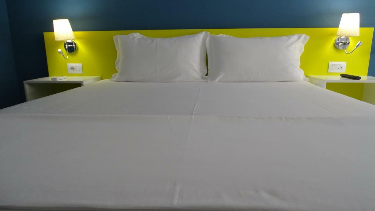 Bistrica Hotel Sarande Bagian luar foto