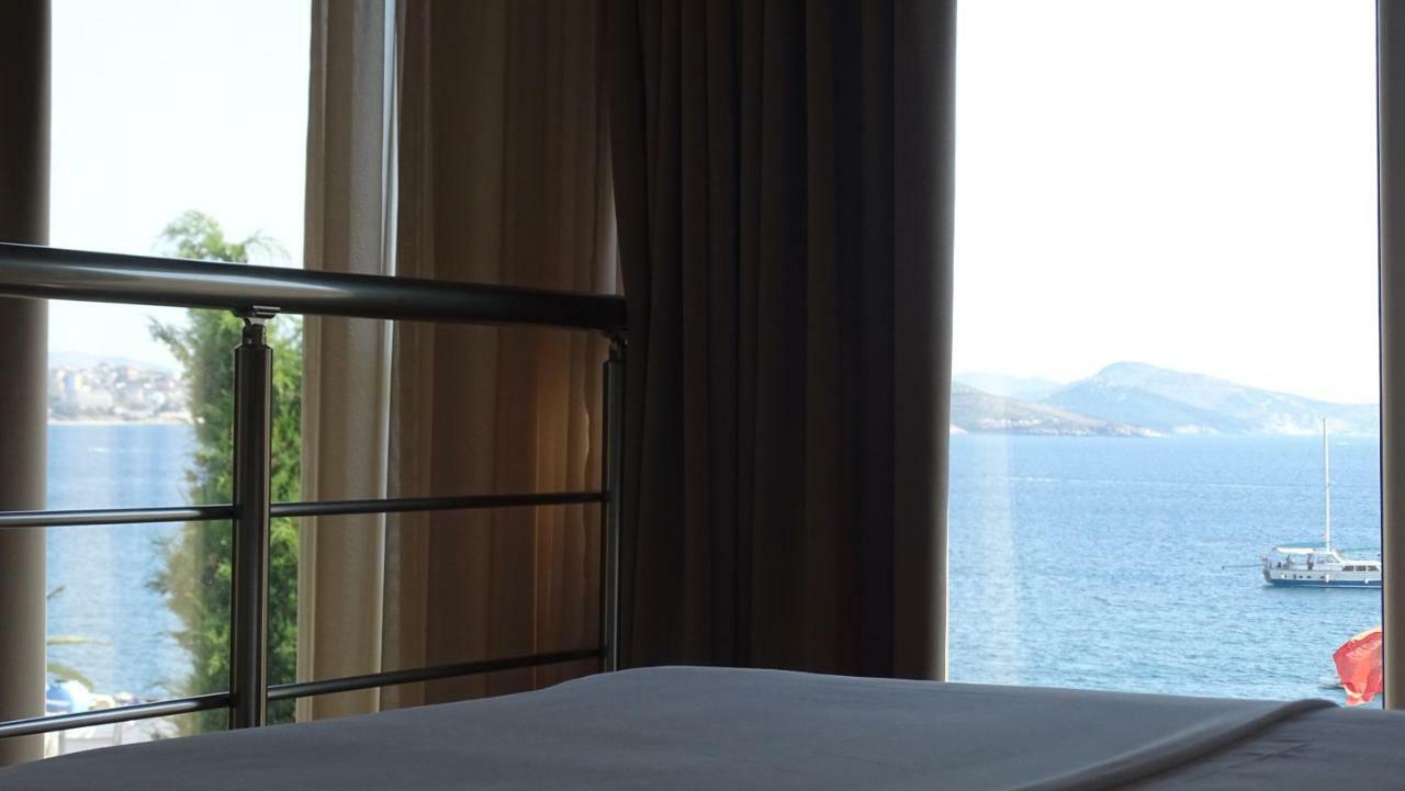 Bistrica Hotel Sarande Bagian luar foto