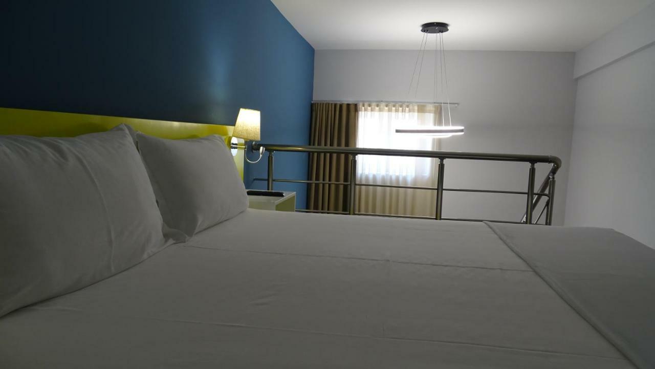 Bistrica Hotel Sarande Bagian luar foto